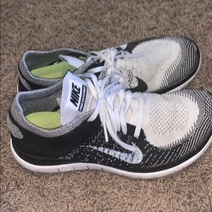 Nike 4.0 flyknit shoes